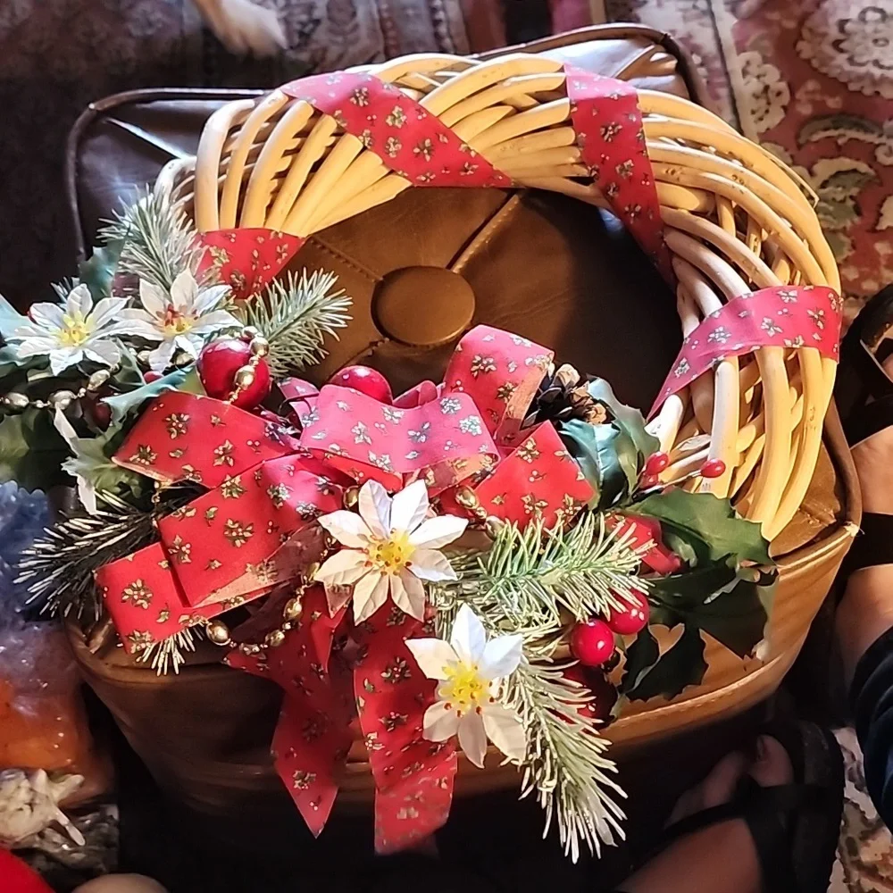 BAMBOO CHRISTMAS WREATH BEAUTIFULLY DECORATED